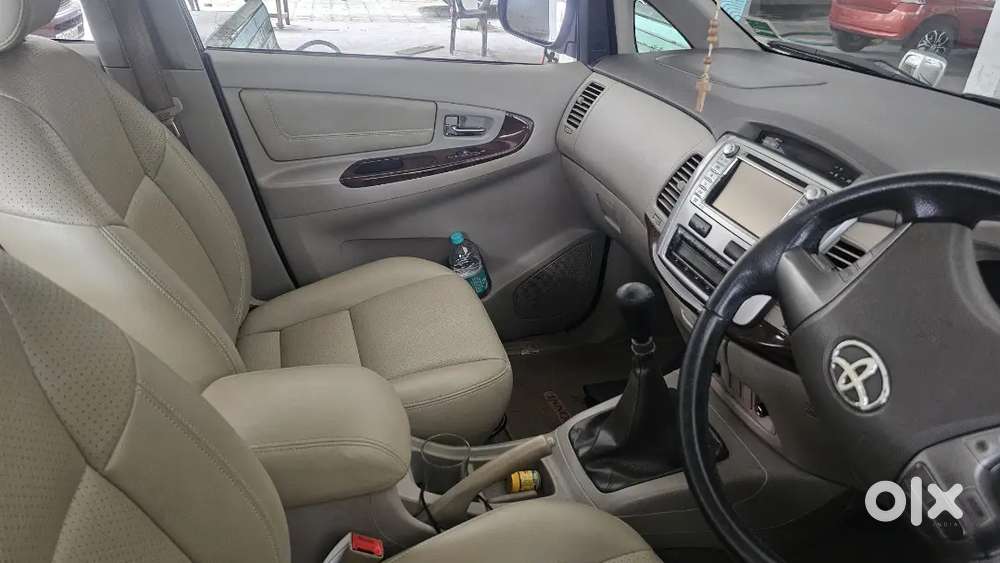 Toyota Innova 2012 Diesel Well Maintained