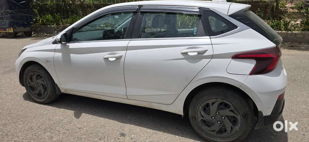 Hyundai New I20 1.5 Sportz Mt, 2023, Petrol