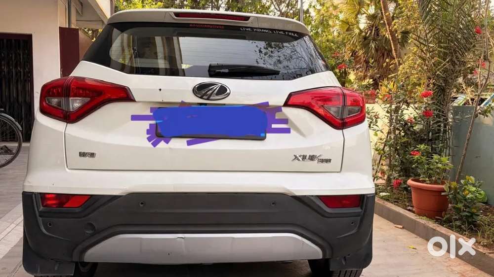 Mahindra Xuv300 2019 Petrol Well Maintained