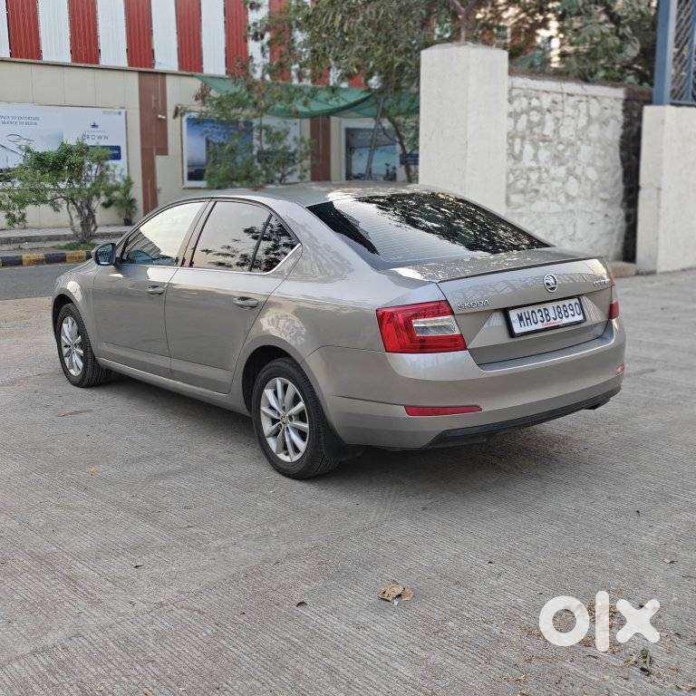 Skoda Octavia Elegance 1.8 Tsi At, 2014, Petrol