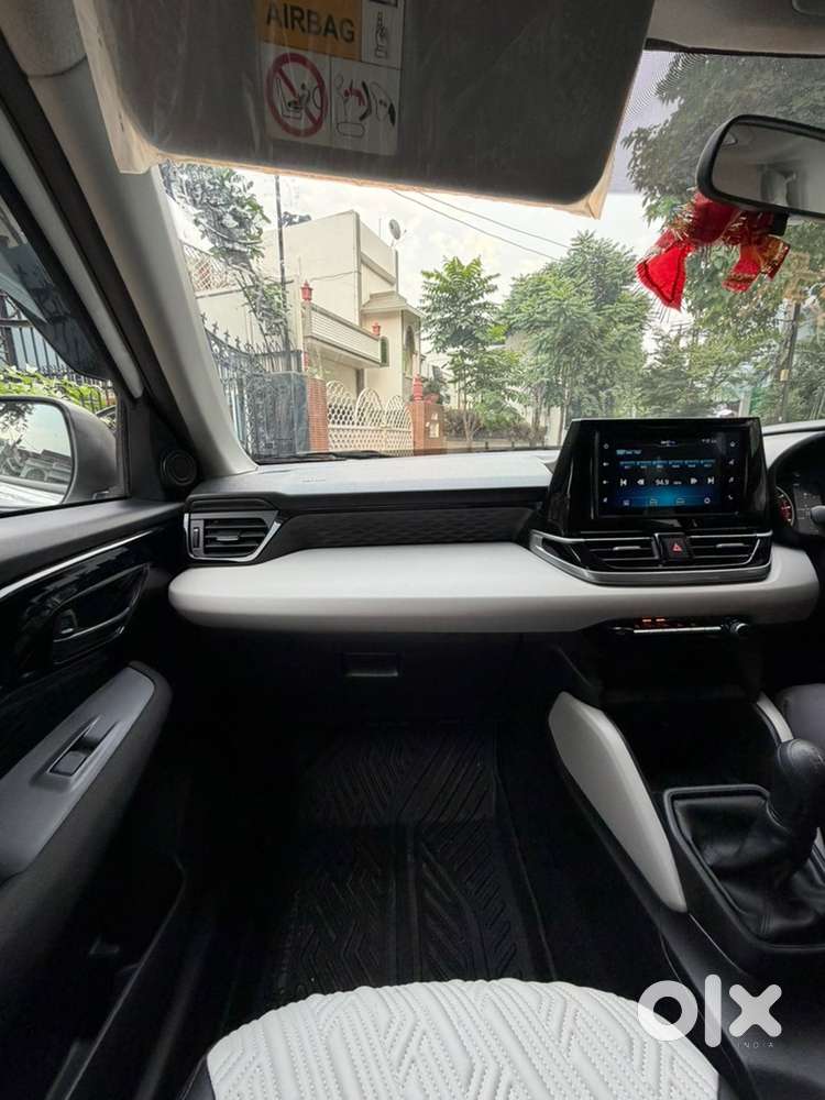 Maruti Victoris Petrol 2026 Only 5 Month Old