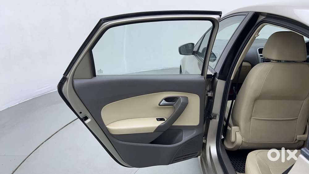 Volkswagen Vento 2010-2013 Petrol Highline, 2016, Petrol