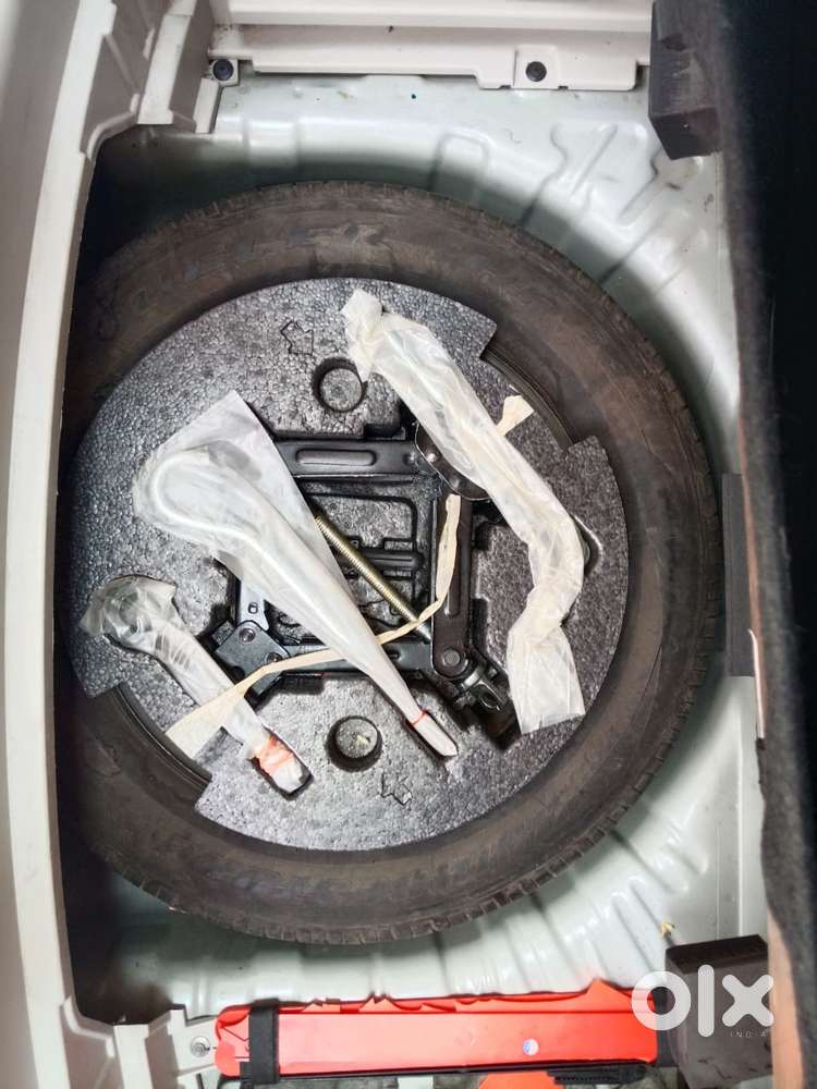 Mahindra Xuv300 W6, 2022, Petrol