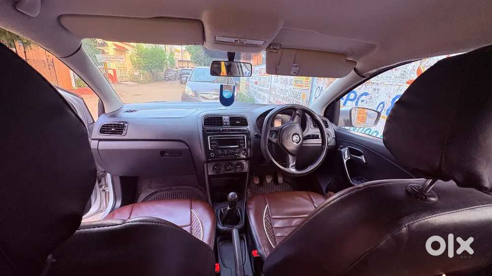 Volkswagen Polo [2015-2019] Petrol Manual