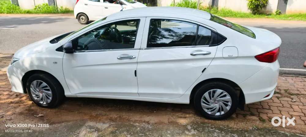 2015 December Single Owner Well Maintained