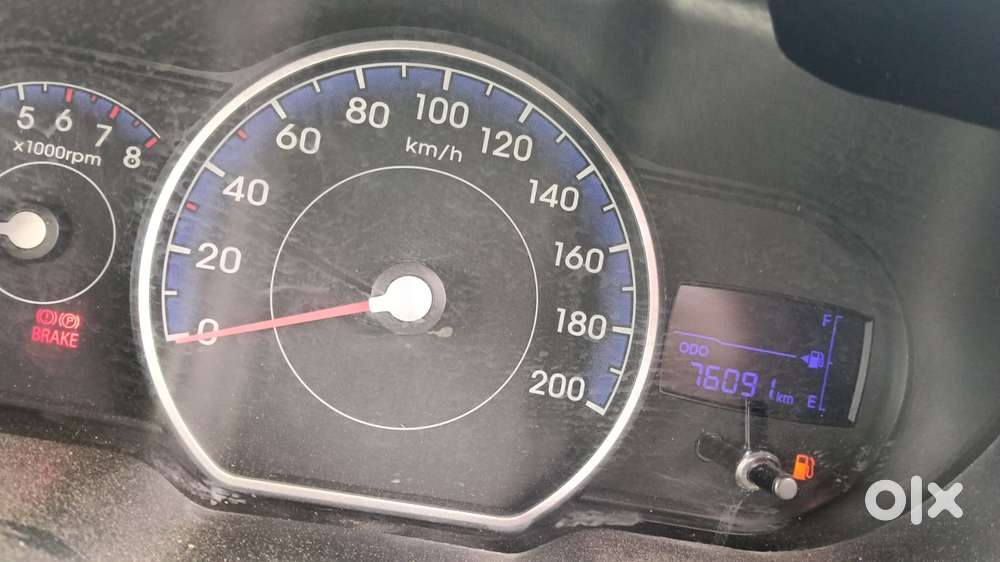 Hyundai I10 Sportz, 2014, Petrol