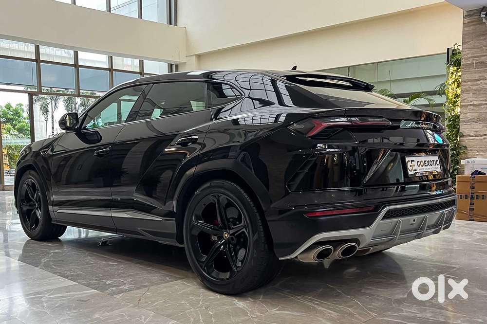 Lamborghini Urus, 2021, Petrol