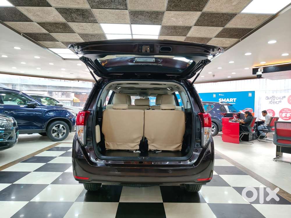 Toyota Innova Crysta 2.4 V 7 Str, 2017, Diesel