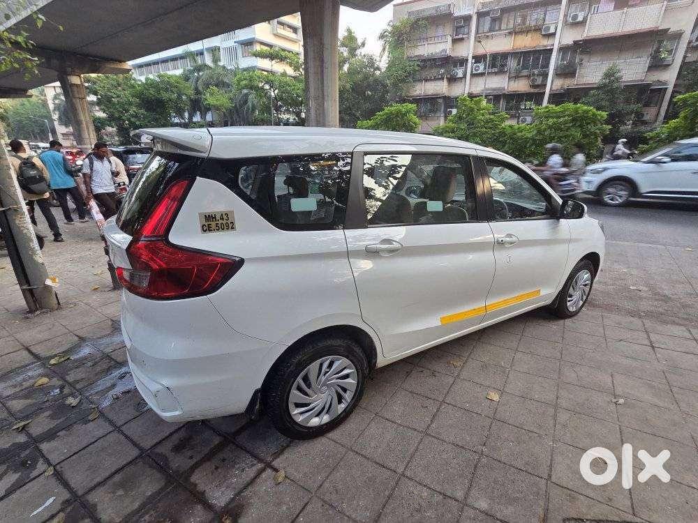 Maruti Suzuki Ertiga Vxi Cng, 2023
