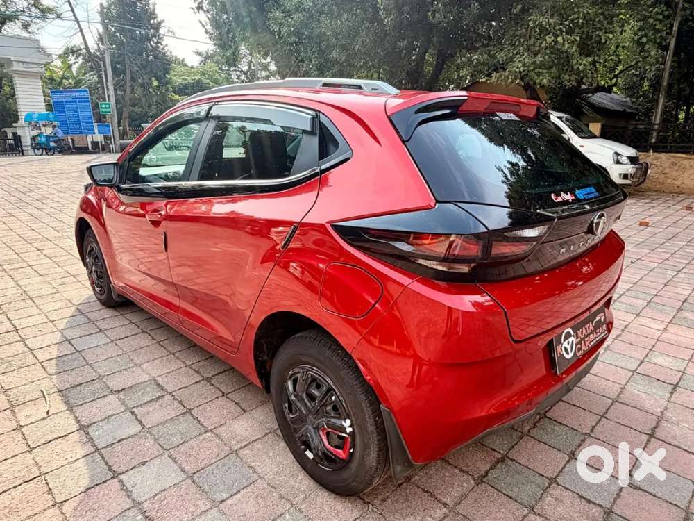 Tata Altroz 1.2 Xe Rhytm Petrol, 2020, Petrol