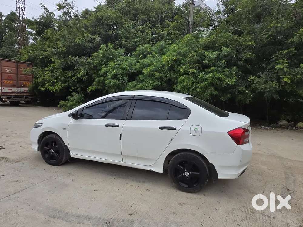 Honda City Petrol 2012 Variant
