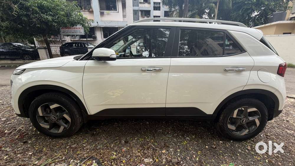 Hyundai Venue 2020 Automatic Mint Condition With Sunroof