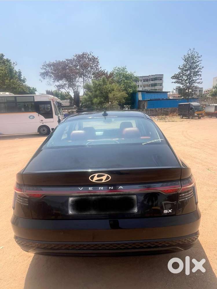 Hyundai Verna Sx 1.5 Petrol Ivt, 2023, Petrol