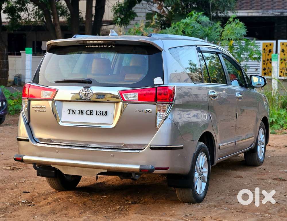 Toyota Innova Crysta 2.4 V 7 Str, 2016, Diesel