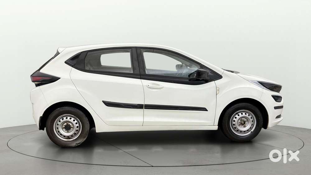 Tata Altroz 1.2 Xe, 2021, Cng & Hybrids