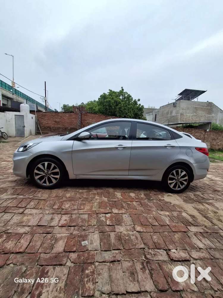 Hyundai Verna Fluidic 1.6 Vtvt Sx, 2014, Petrol