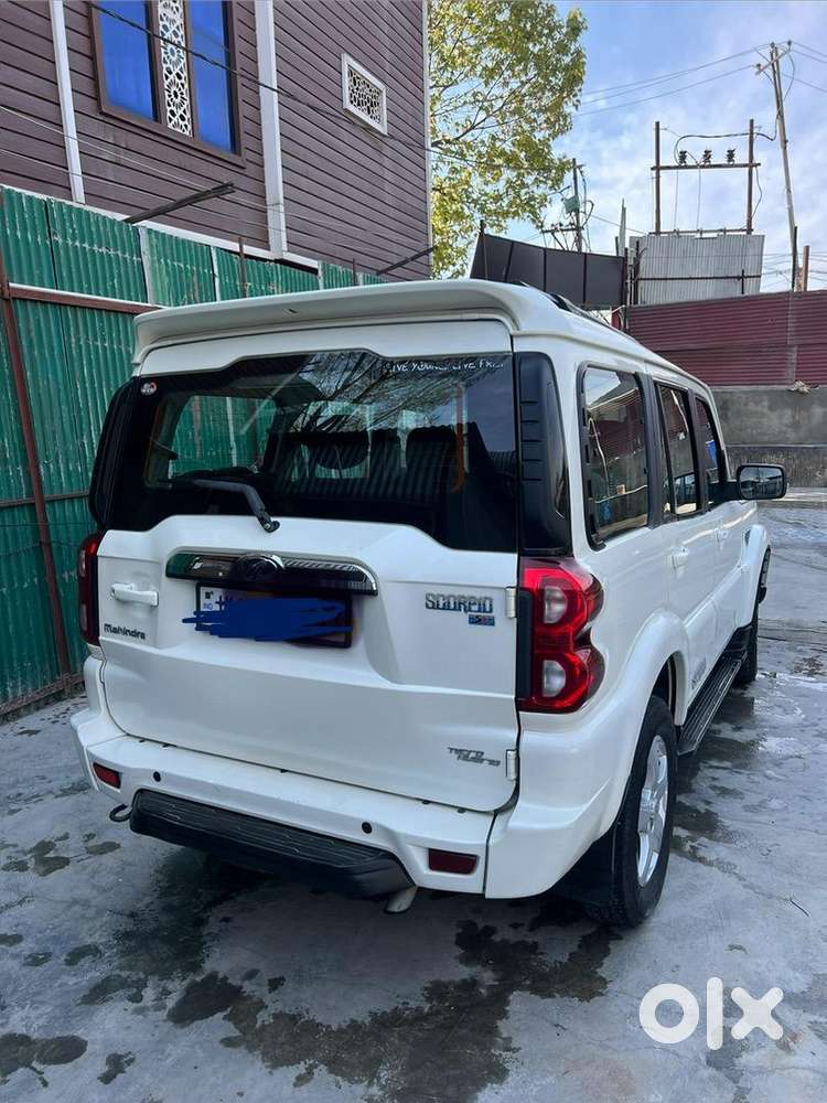 Mahindra Scorpio 2018 Diesel 122000 Km Driven