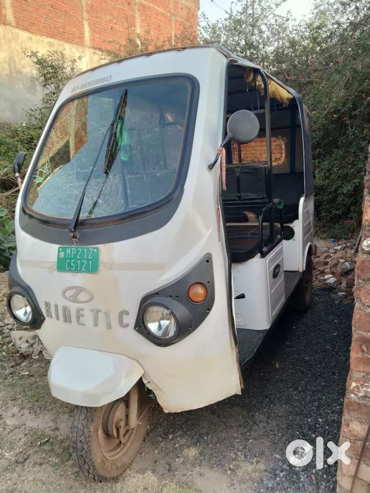 Kinetic Safer E Rikshaw