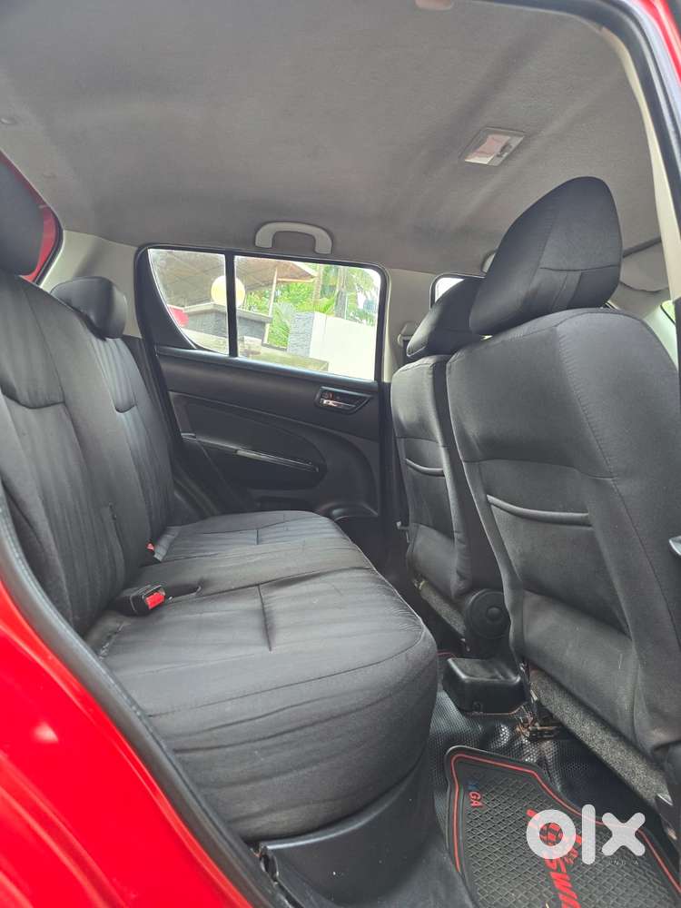Maruti Suzuki Swift Vxi, 2012, Petrol