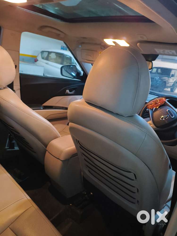 Mahindra Xuv300 W8 Amt Diesel, 2019, Diesel