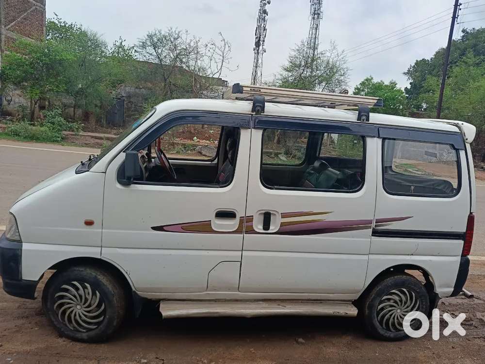 Maruti Eeco 7 Seater 2017