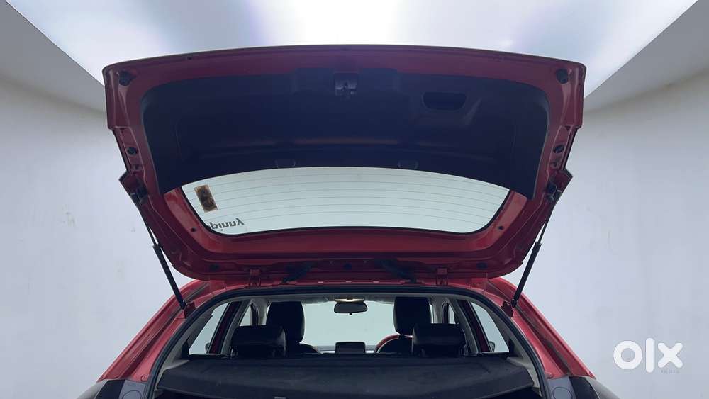 Tata Altroz Xz, 2022, Petrol