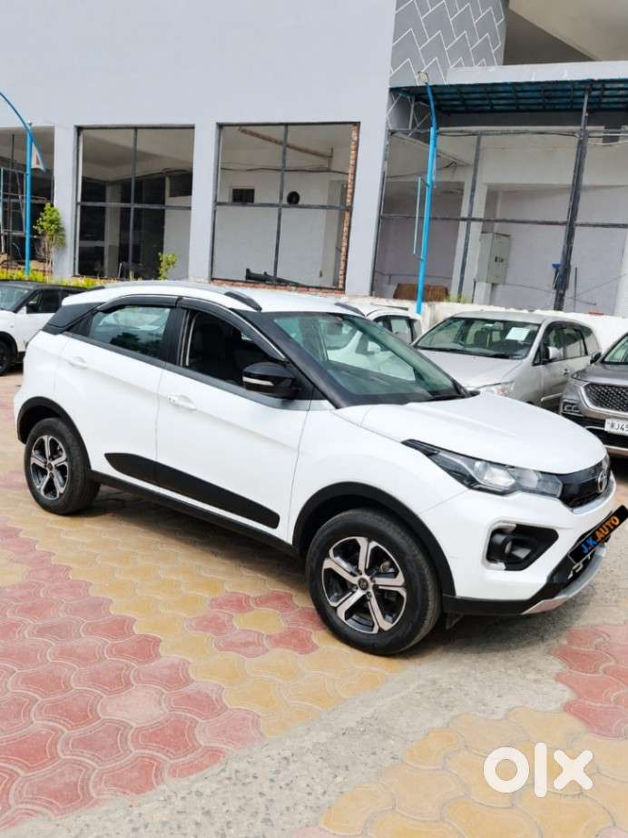 Tata Nexon 1.2 Revotron Xz Plus, 2021, Petrol