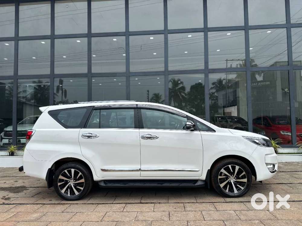 Toyota Innova Crysta 2.4 Z 7 Str, 2024, Diesel