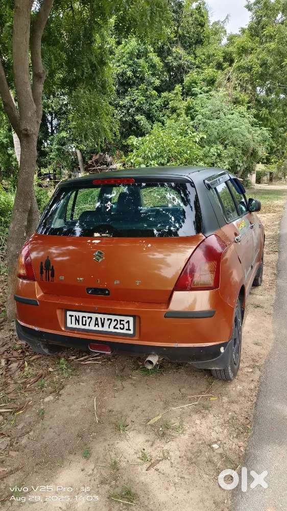 Swift Maruti Suzuki 2006