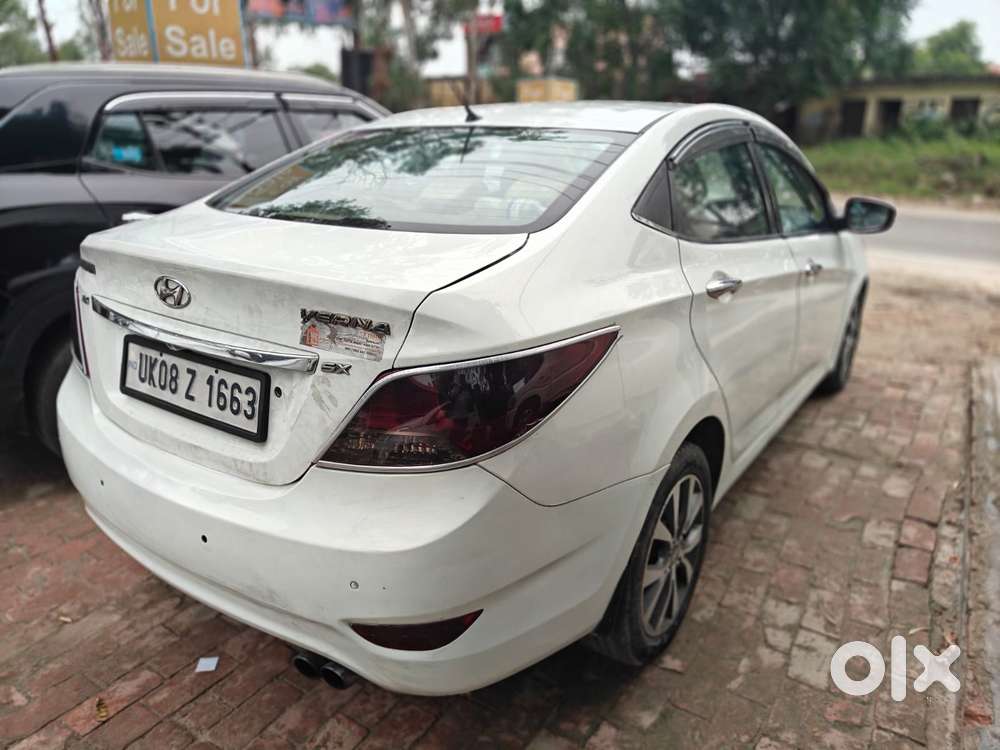 Hyundai Verna Crdi Vgt Sx 1.5, 2012, Diesel