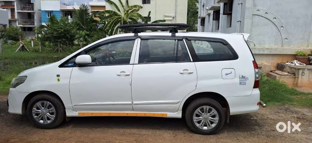 Toyota Innova 2014 Diesel Well Maintained