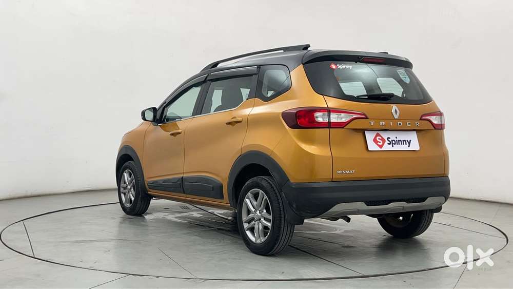 Renault Triber 1.0 Rxz Dual Tone, 2022, Petrol