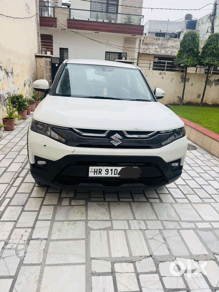 Maruti Suzuki Brezza 1.5 Vxi At Smart Hybrid, 2025, Petrol