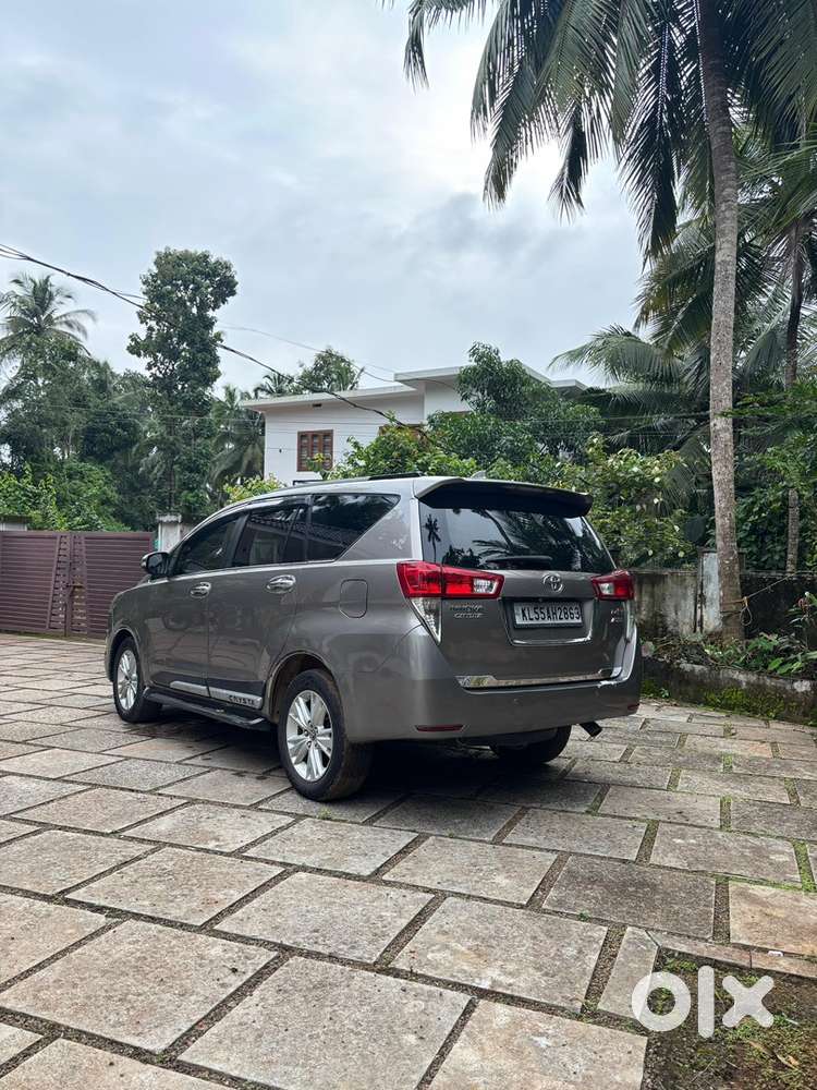 Toyota Innova Crysta Diesel 2017