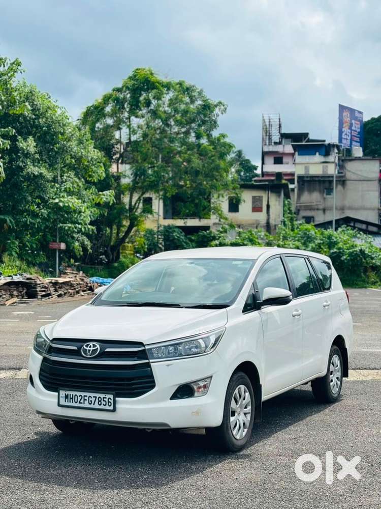 Toyota Innova Crysta 2.4 G Mt, 2022, Diesel