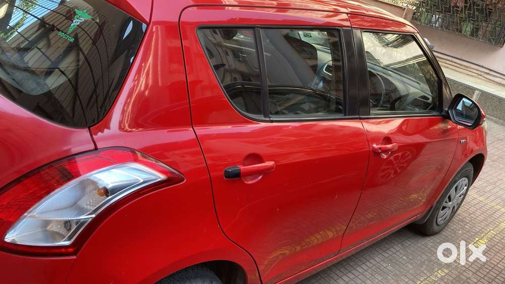 Maruti Suzuki Swift Vxi Abs Bsiv, 2016, Petrol