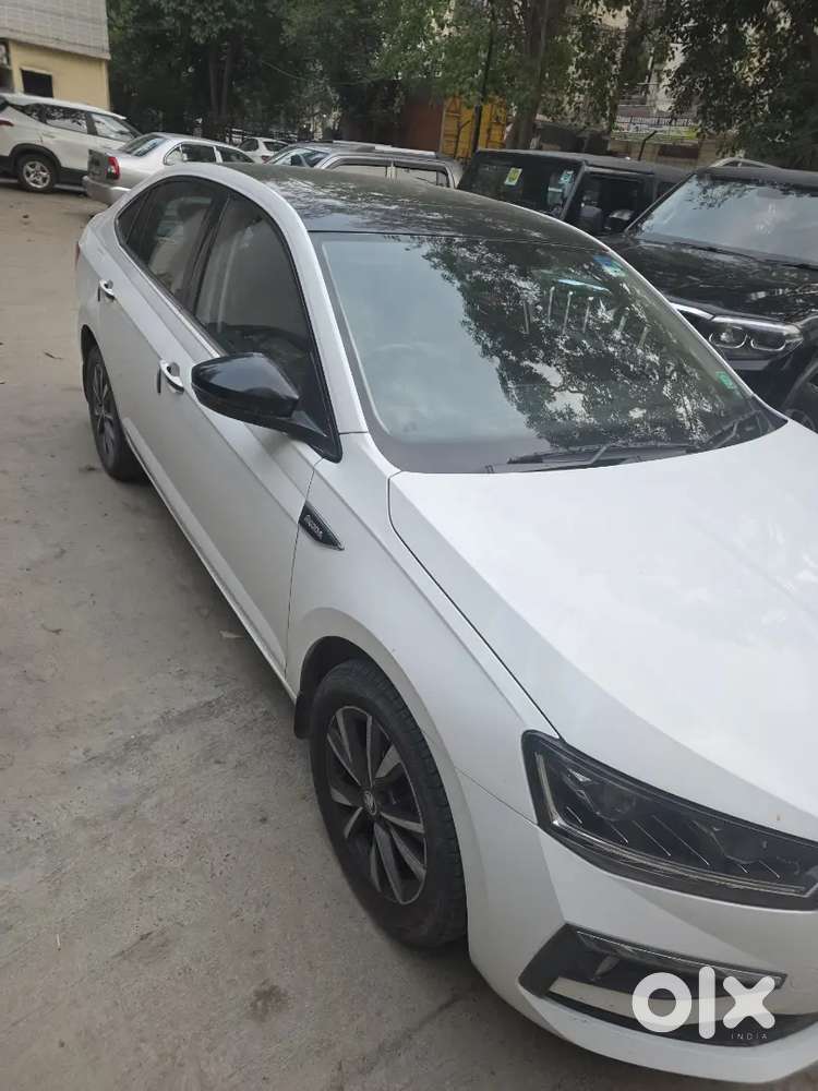 Skoda Slavia 1.0 Tsi At
