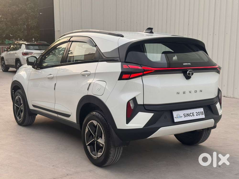 Tata Nexon Creative Plus 1.2 Revotron Petrol 6 Amt Dt, 2024, Petrol