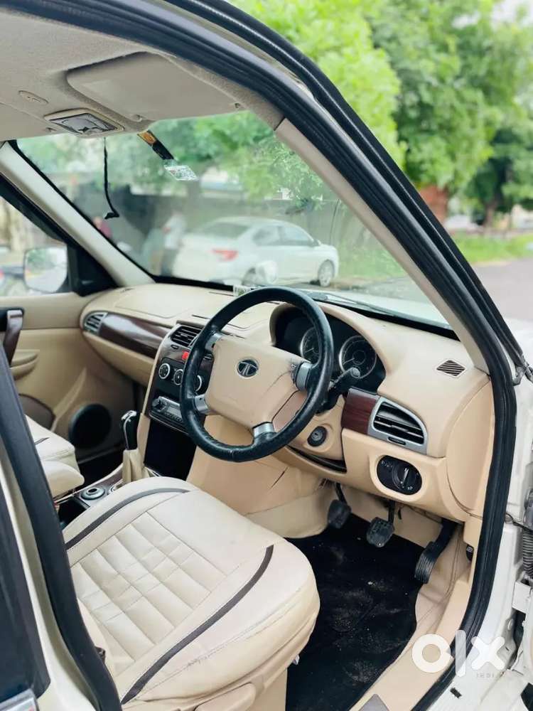 Tata Safari Storme 2020