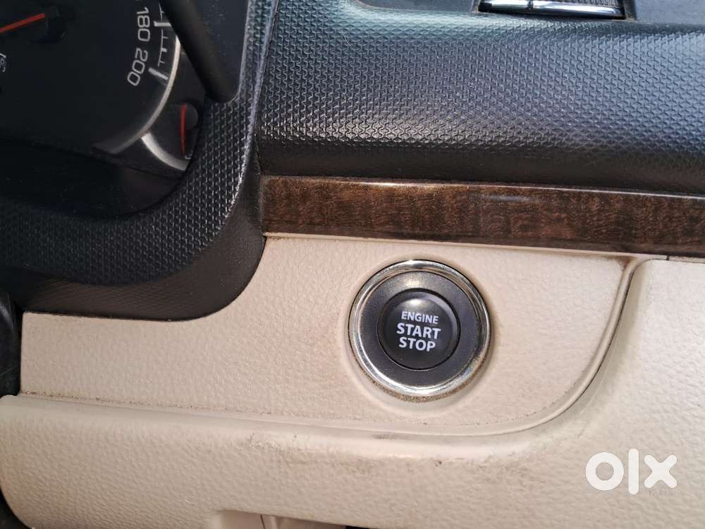 Maruti Suzuki Dzire Ags Zdi Plus, 2016, Diesel