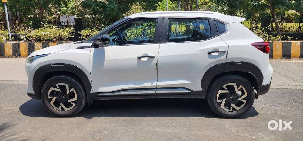 Nissan Magnite 1.0 Xv Premium, 2021, Petrol