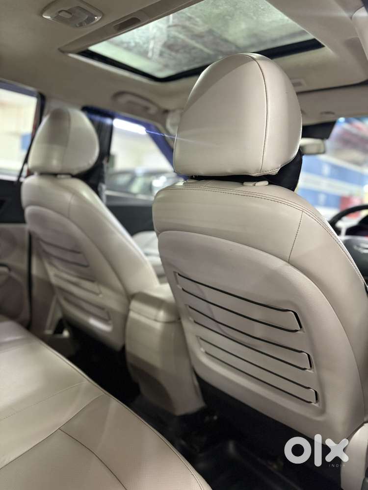 Mahindra Xuv300 W8 Option, 2021, Petrol
