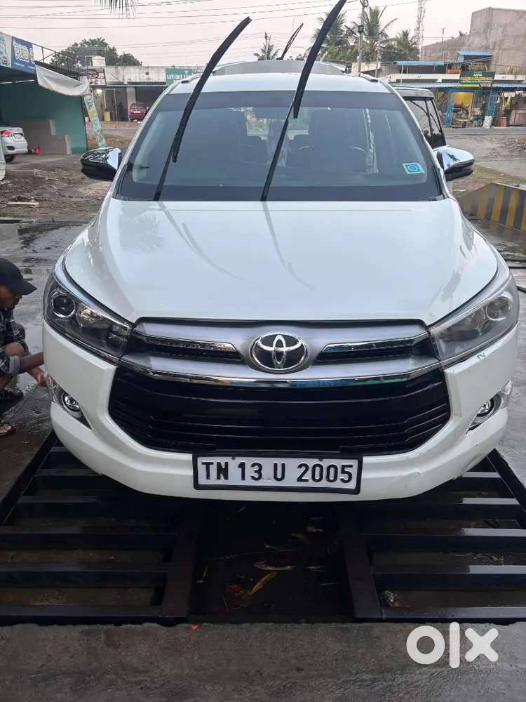 Toyota Innova Crysta 2020 Diesel 124000 Km Driven