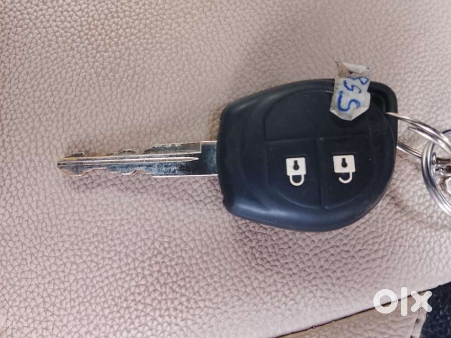 Maruti Suzuki Swift Dzire 1.2 Zxi Bsiv, 2014, Petrol