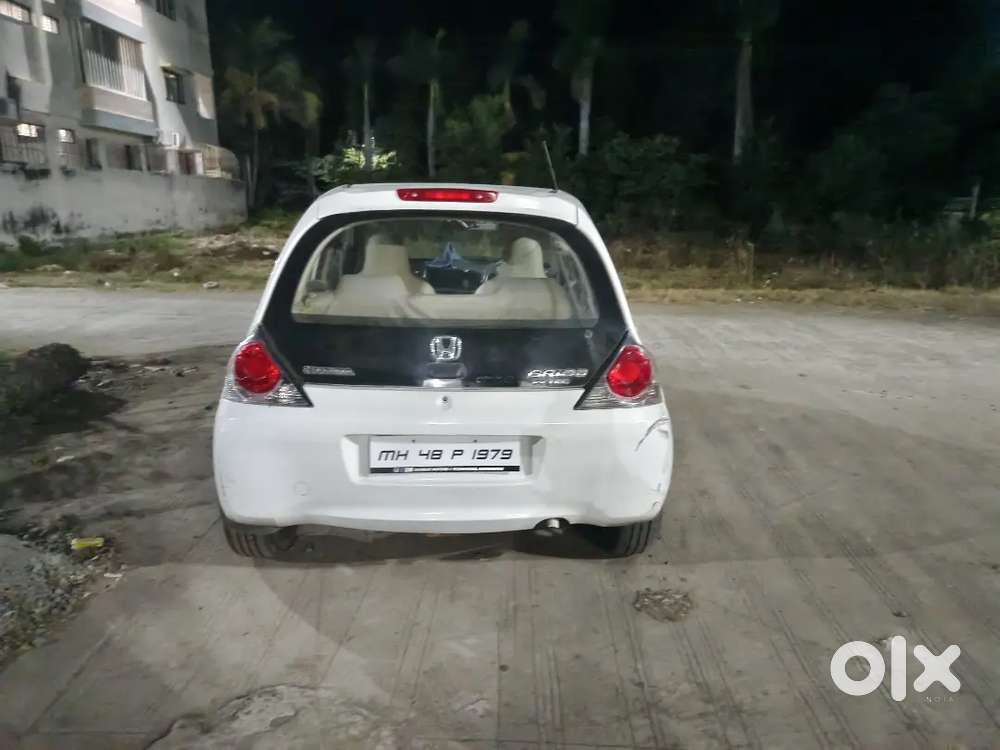 Honda Brio 2012 Petrol Well Maintained