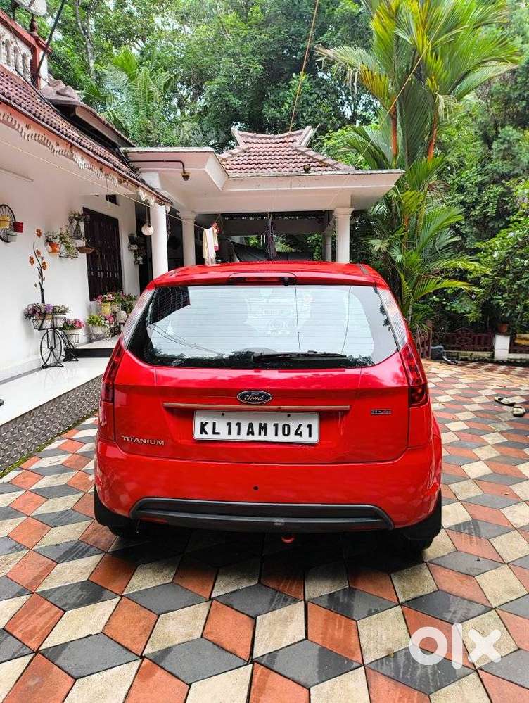 Ford Figo 1.2ptitanium Sports Pack, 2012, Petrol