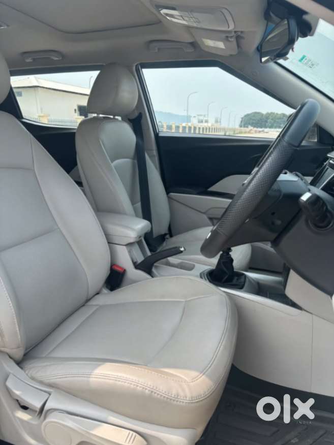 Mahindra Xuv300 W8 Option, 2022, Petrol
