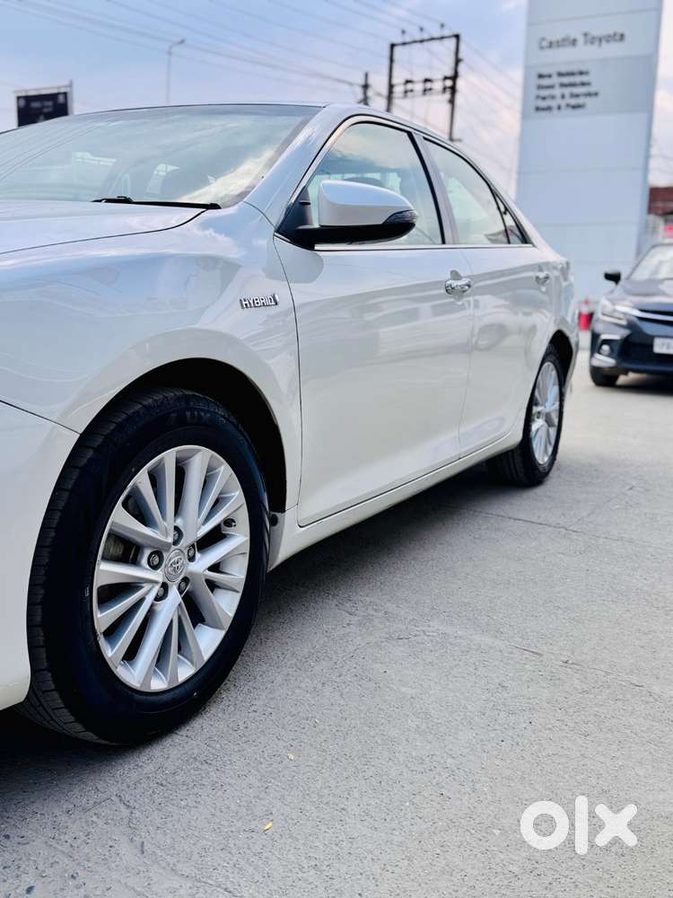 Next To Showroom Car