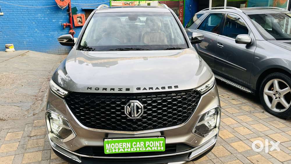 Mg Hector Plus Sharp Pro 1.5 Turbo Petrol  Cvt 7 Str Dual Tone, 2020..