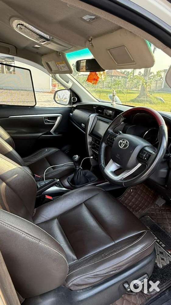 Toyota Fortuner 2018 Diesel 220000 Km Driven